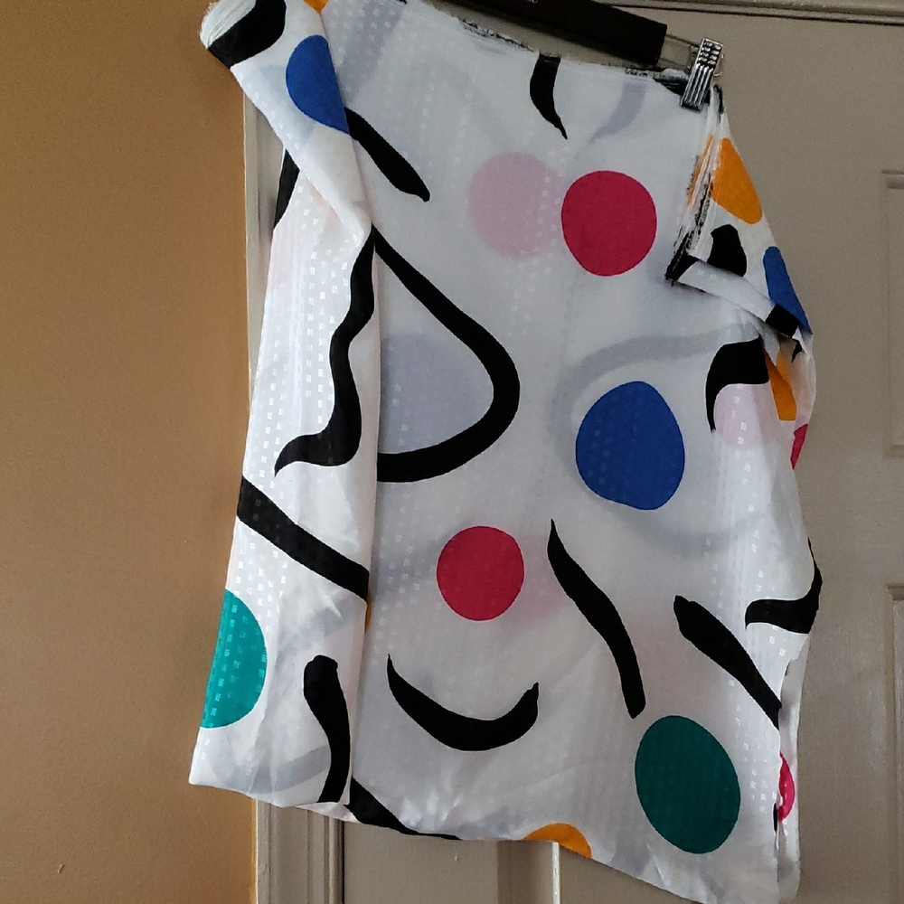 Fabric - Picture 3 of 3